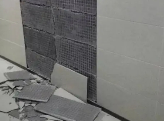 姚安瓷砖空鼓维修公司分享下姚安墙砖松动维修的知识
